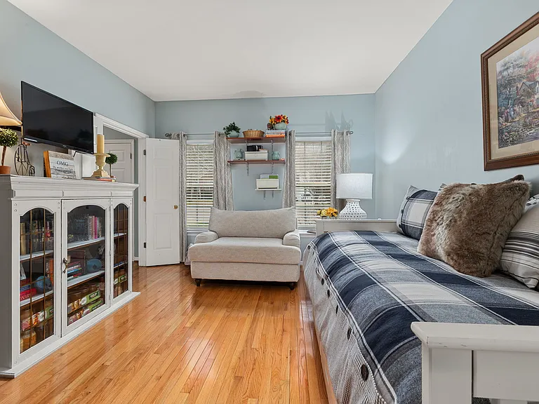 100 Braid Ct — Photo 16