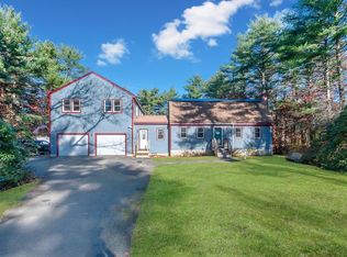 133 High St, Rochester, MA 02770