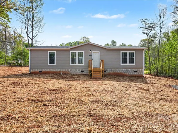 150 Silhouette Ln, Statesville, NC 38625