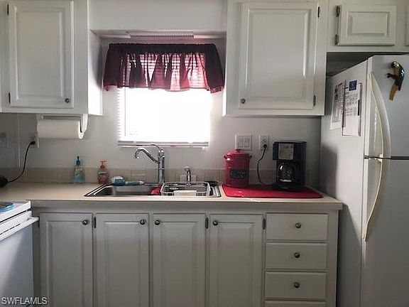 5th image of 20371 Cumberland Ct