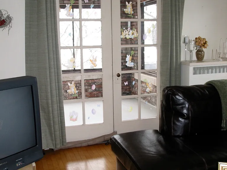 910 E Dayton St #2 — Photo 8