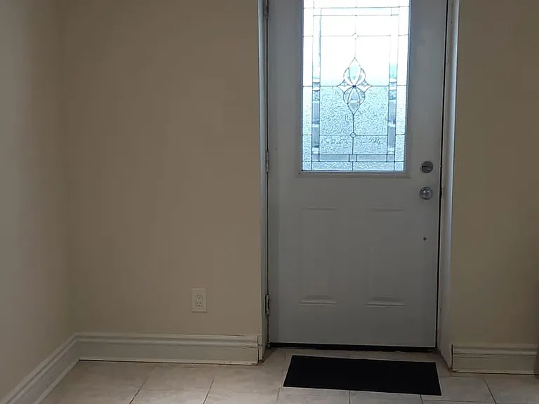 69 Whitley Ave — Photo 16