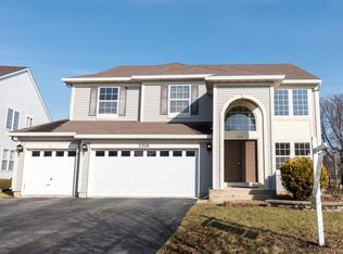 2516 Whitehall Ln, Naperville, IL