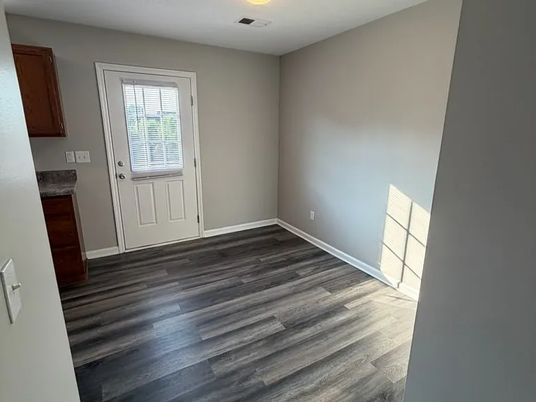 107 Manna Dr — Photo 15