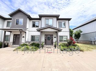 418 NW Retreat Ln, Bentonville, AR 72712