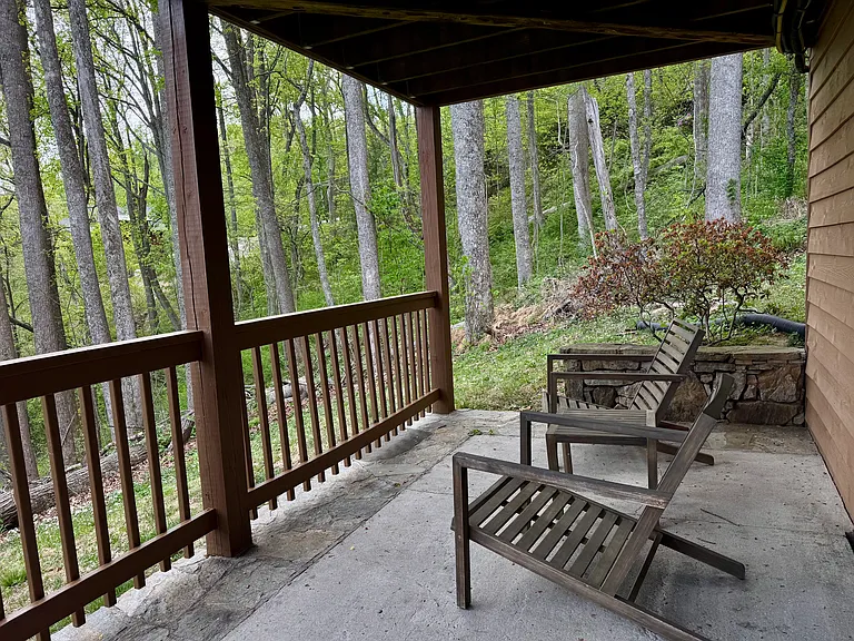 727 Town Mountain Rd — Photo 23
