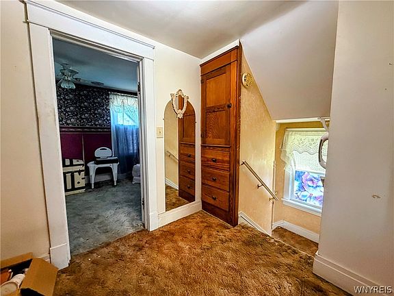 5th image of 490 27th St