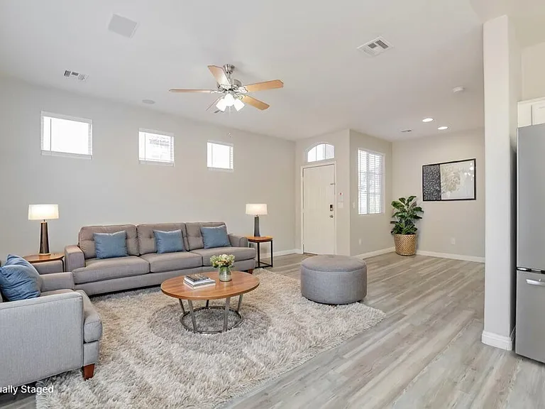 680 Marlberry Pl — Photo 5