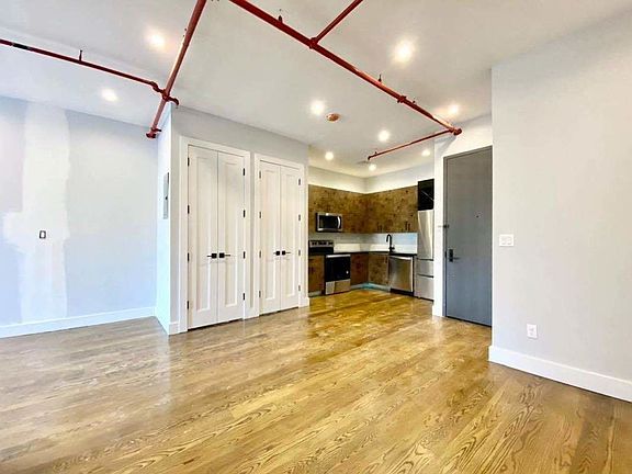 3rd image of 1556 Fulton St #22FF