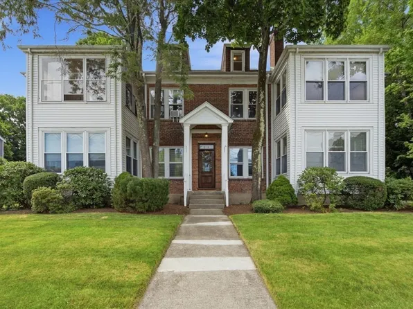 314 Newtonville Ave APT 4, Newton, MA 02460