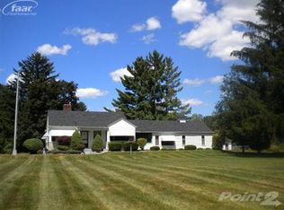 6317 Davison Rd, Burton, MI 48509