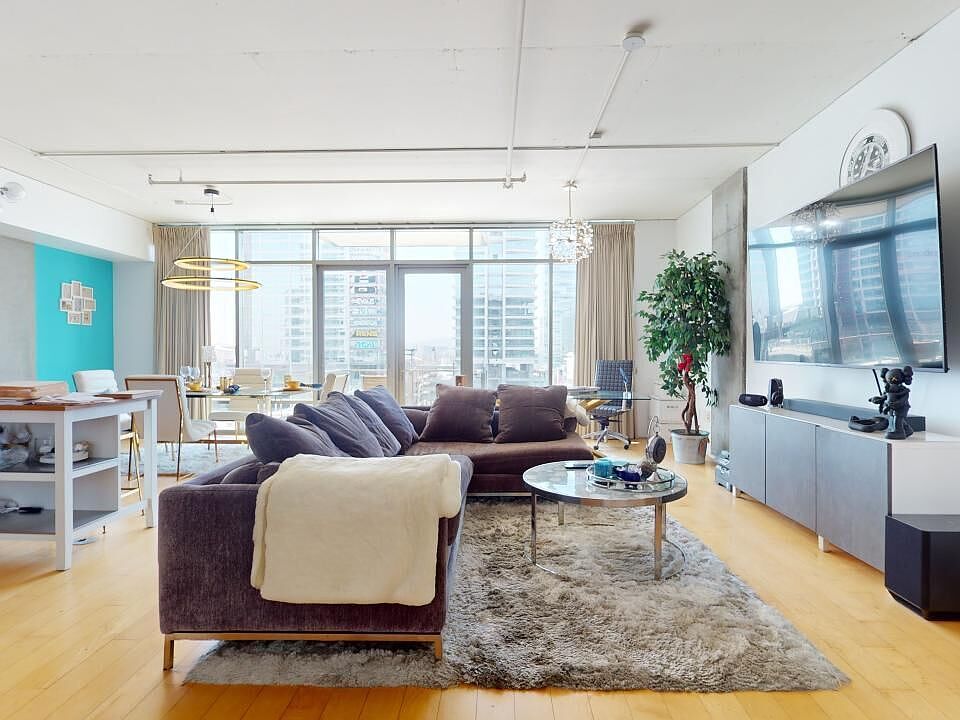 1st image of 1100 S Hope St APT 1112