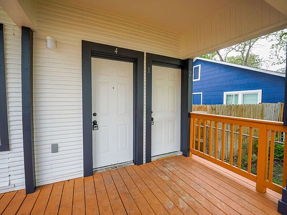 2nd image of 1034 Hammond Ave #1