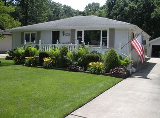 55327 Butternut Rd, South Bend, IN 46628