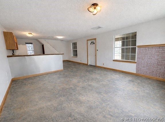 2nd image of 4268 Chickasaw Rd