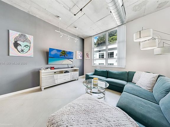 4th image of 2001 Biscayne Blvd APT 2311