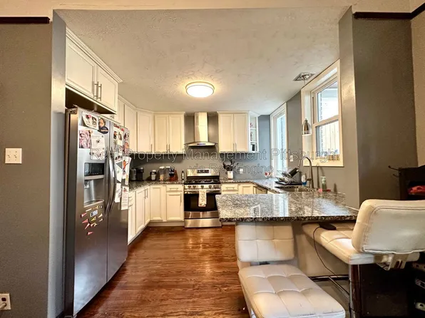 704 Montclair St, Pittsburgh, PA 15217