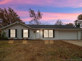 604 Ridgewood Dr, Pryor, OK 74361