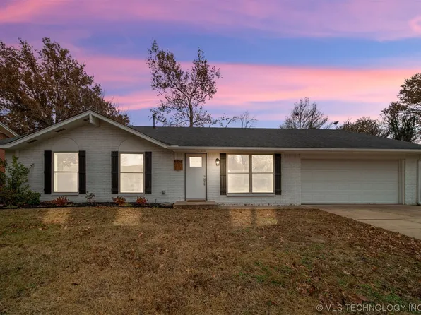 604 Ridgewood Dr, Pryor, OK 74361