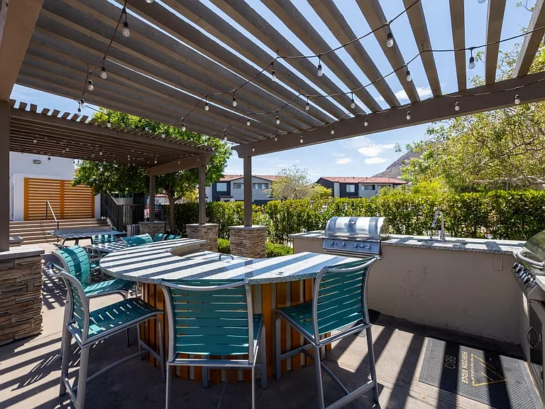 The Townhomes at Horizon Ridge, Henderson, NV, BBQ Grilling Stations
