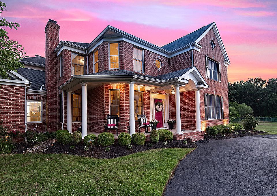 An Elegant Front Porch