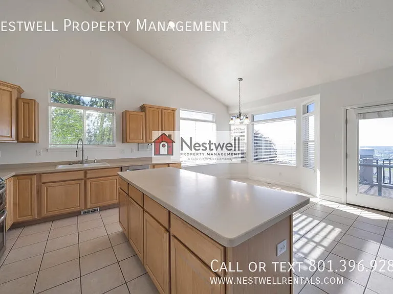 481 E Lana Ct — Photo 29