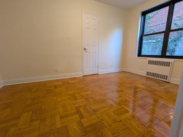 63-84 Saunders Street image 14 of 21