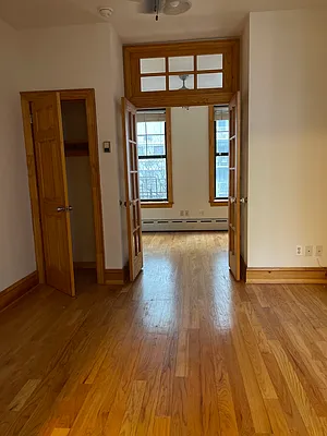 Rented by Myerowtz/Satz Realty Corp | media 25