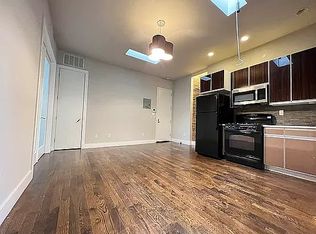 172 Irving Ave #2A, Brooklyn, NY 11237