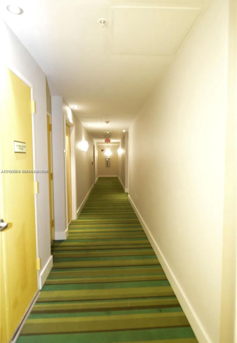 The Loft Downtown Ii Cond — Photo 4