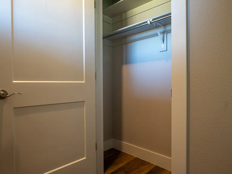 1735 Booker Cir — Photo 5