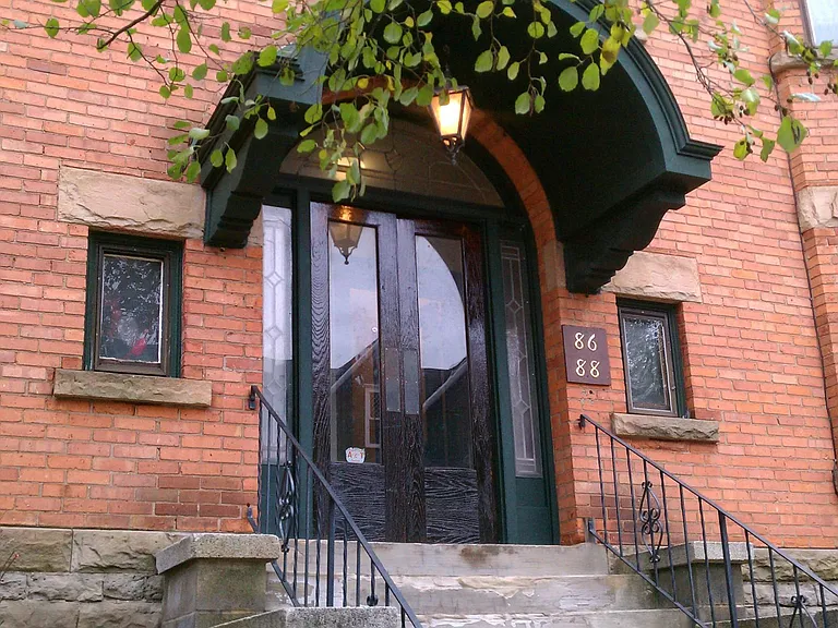 88 Stewart St #6 — Photo 1