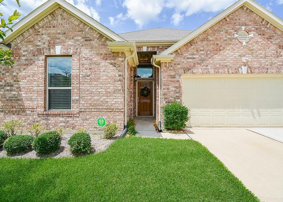 1st image of 4927 Lattimore Creek Dr