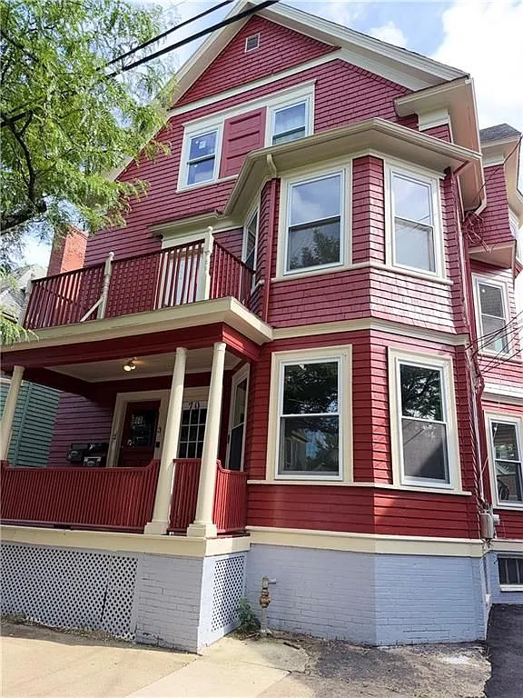 3 bed, 1.0 bath, 3610 sqft, $2,087 — Photo 1