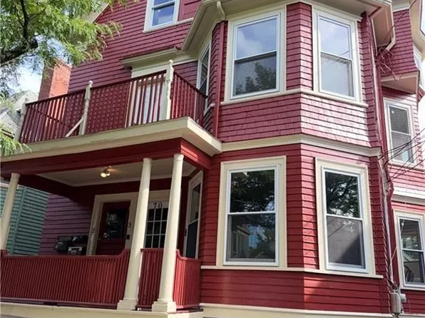 68 Whitmarsh St, Providence, RI 02907