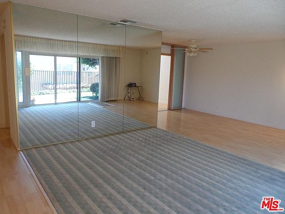 5th image of 3500 W Manchester Blvd Unit 431