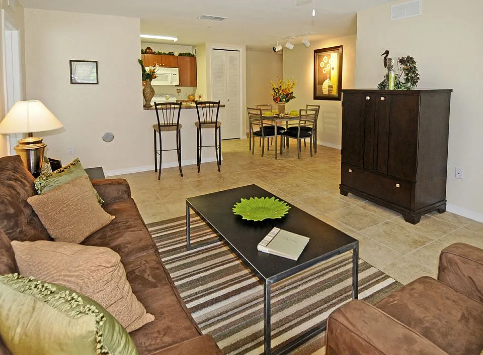 Autumn Place Apartments — Photo 2