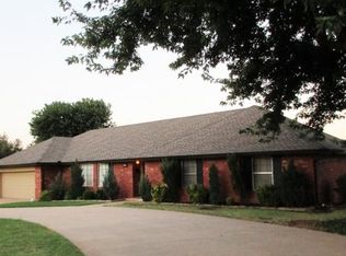 1204 N Indiana St, Weatherford, OK 73096