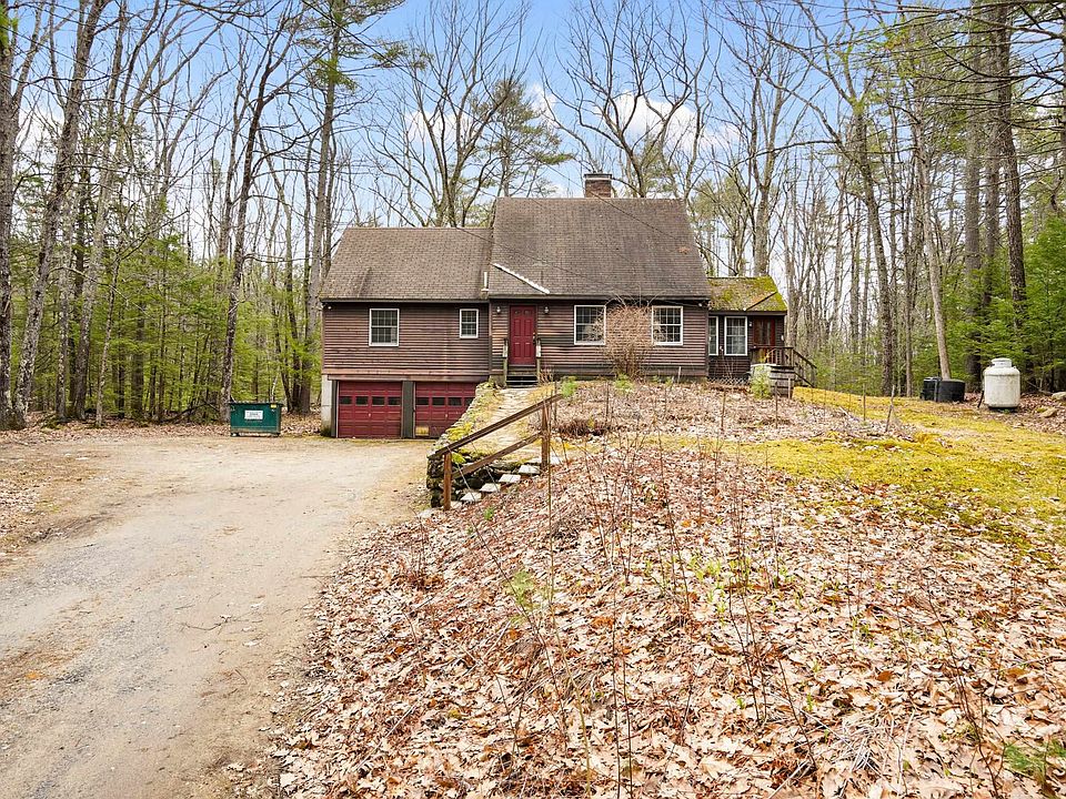 1st image of 220 Riverdale Road