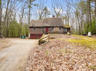 220 Riverdale Rd, New Boston, NH 03070