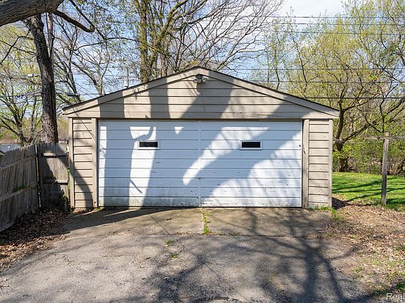 4th image of 6248 Waldon Rd