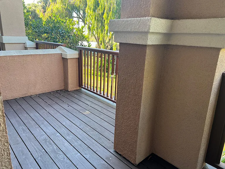 406 Charlott Ln — Photo 10