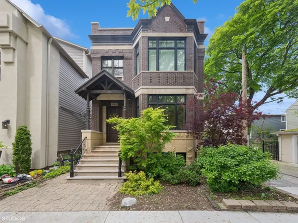 1914 W Melrose St, Chicago, IL 60657