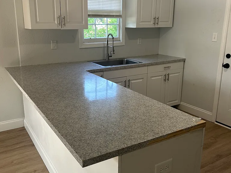 2437 University Dr #2437 — Photo 4