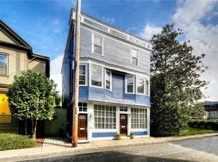 98-100 John St, Newport, RI 02840