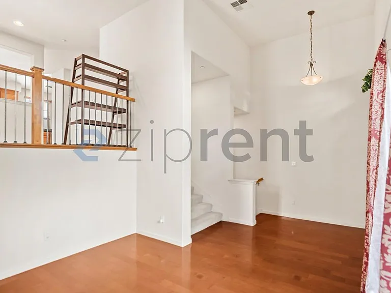 4541 Laird Cir — Photo 9