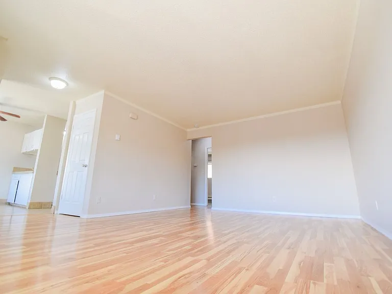 Vista Hills Apartments — Photo 1