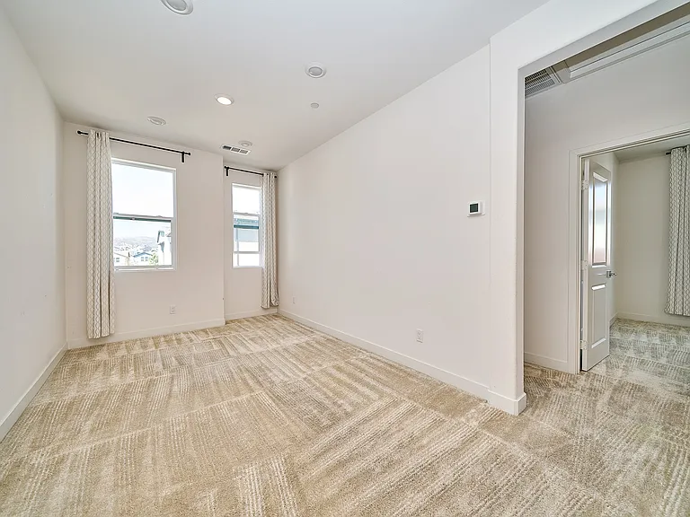 128 Abacus — Photo 28