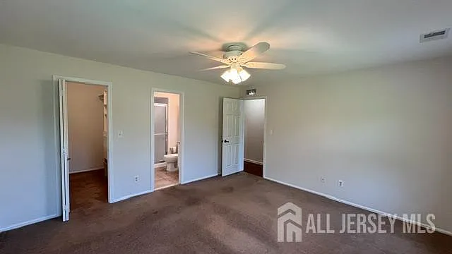 140 Wyndham Pl — Photo 16