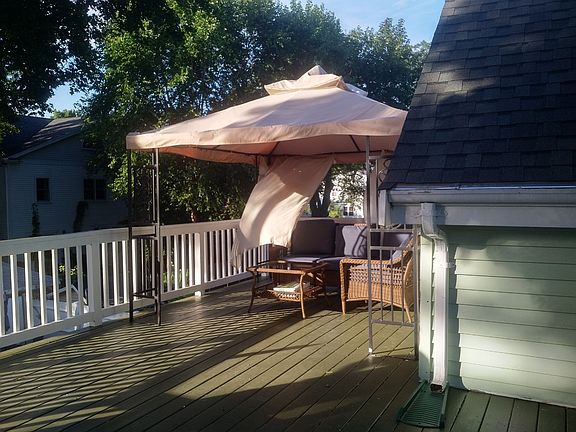 Private Deck